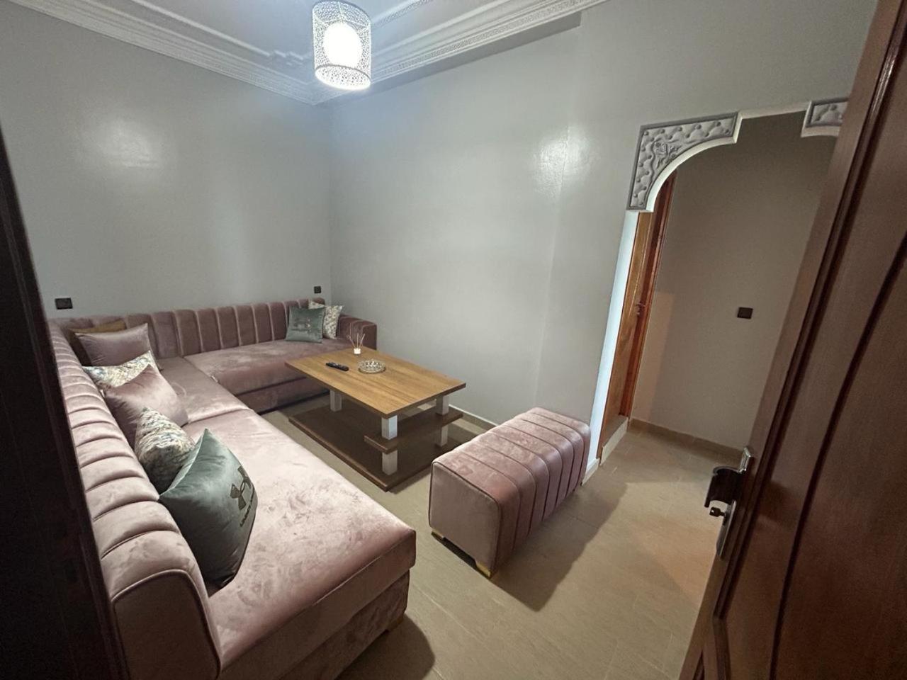 Appartement A Houma, Proche Port Tanger Med Dalia Exteriör bild